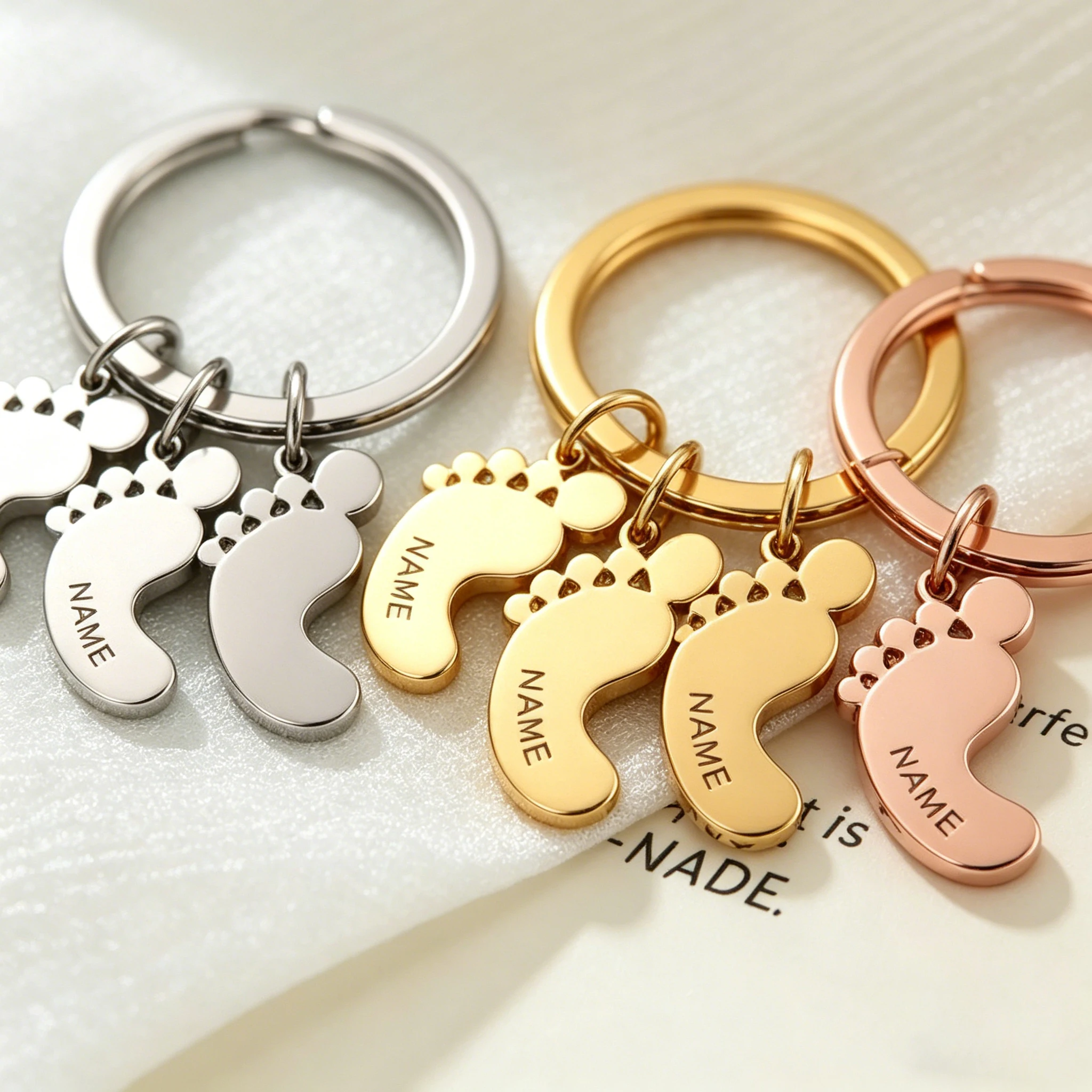 

Custom Family Keychain Dad Mom Kid Gift for Women Men Personalized Name Stainless Steel Jewelry Wedding Birthday Anniversary