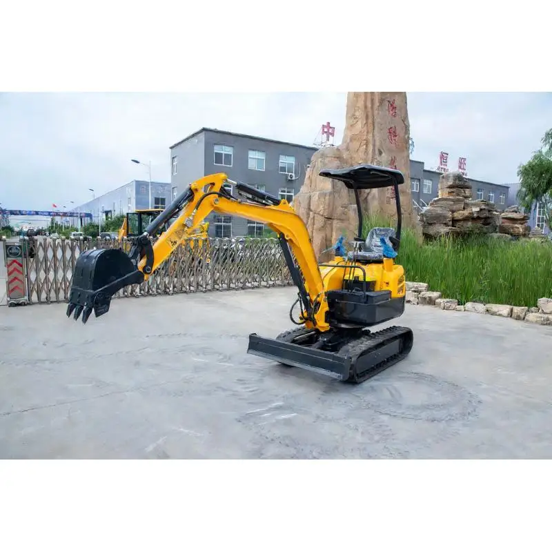 2 Ton HW-20W Hydraulic Mini Excavator Compact Digger with Attachments for Farm/Engineering