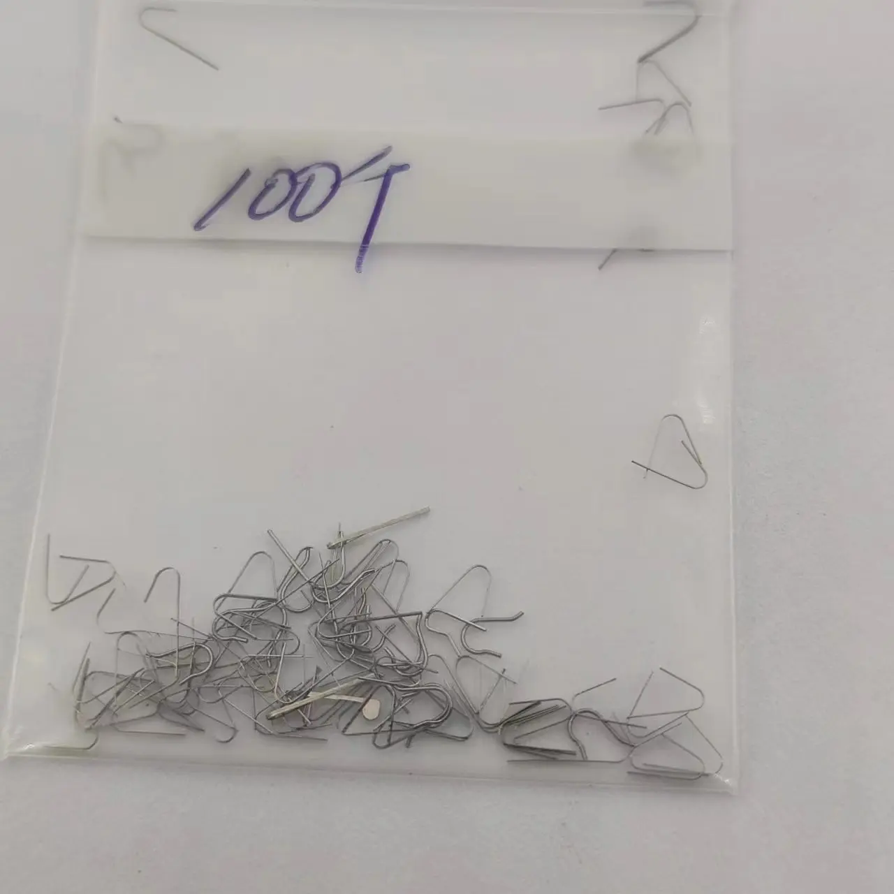 

Watch movement accessories, miscellaneous U-shaped V-shaped springs, various sizes, a bag of 100