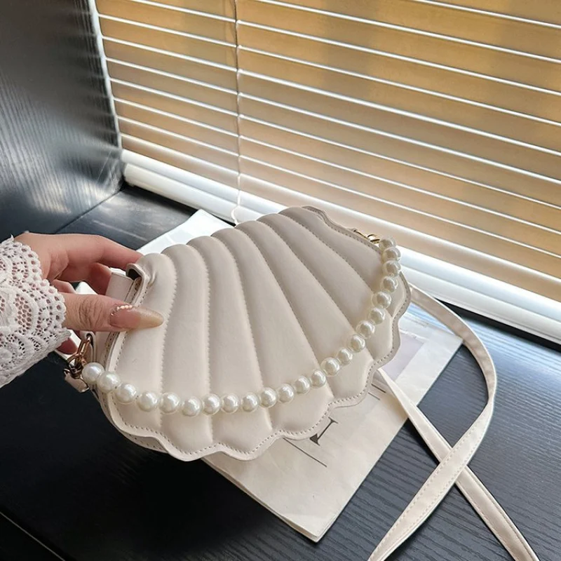 

Элегантная и изысканная новинка 2025 года, женская роскошная брендовая кожаная сумка на плечо, известный дизайнер, популярная простая классика ​