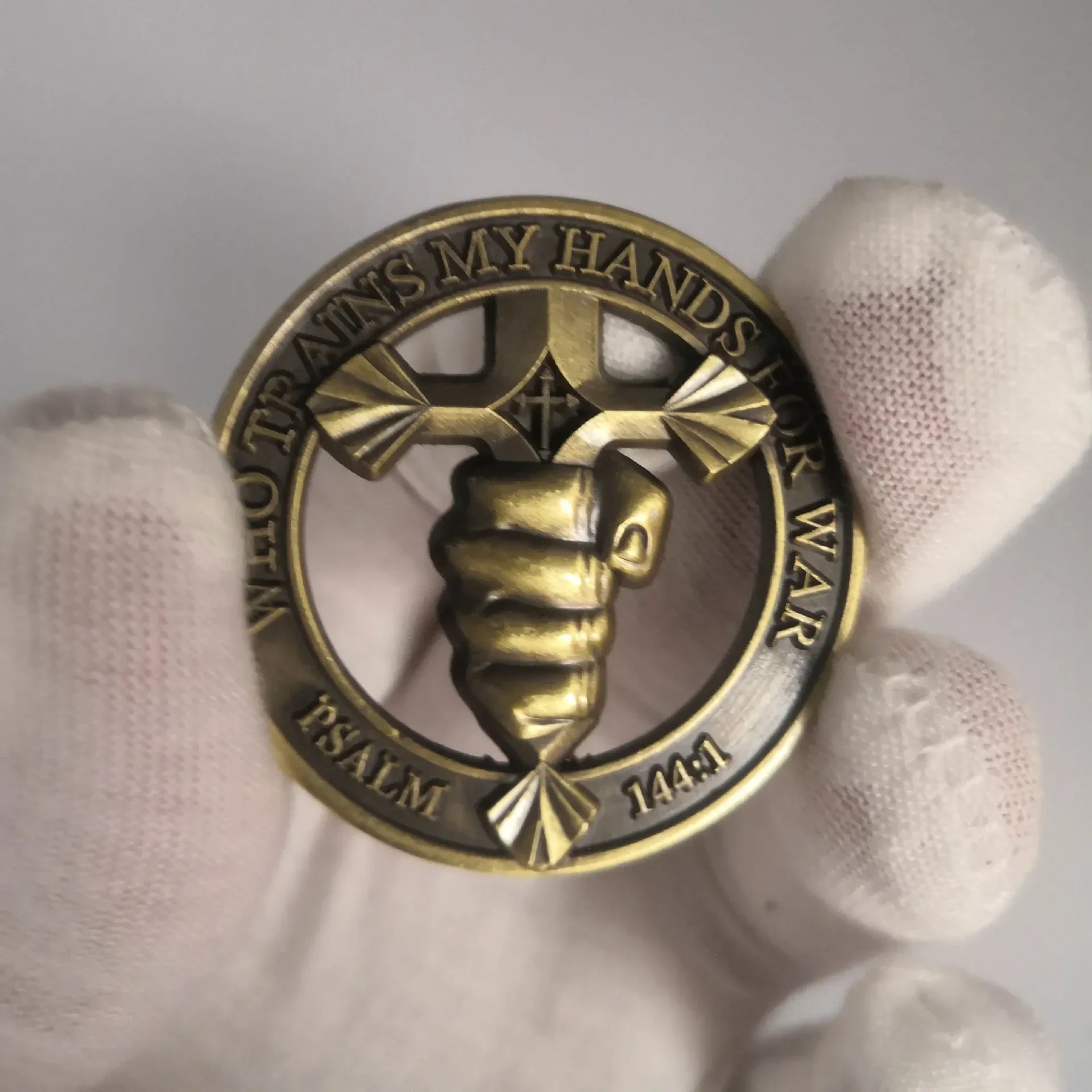 سيف الروح ثقب العملات المطلية بالبرونز التي تدريب يدويًا للعملة التذكارية للحرب #3