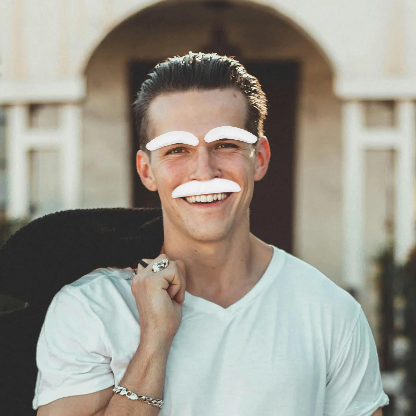 

1 комплект, набор для искусственной бороды с белой бородой и бровями, легкий удобный аксессуар для косплея на Хэллоуин, сценический аксессуар