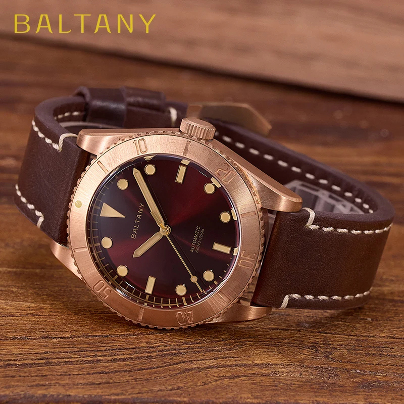 Baltany 44MM Orologio subacqueo in bronzo Uomo S3016 Orologio sportivo di lusso Super luminoso 20ATM Impermeabile NH38 Orologi meccanici automatici