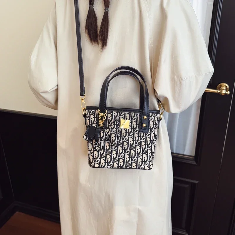 حقيبة كتف جلدية عصرية فاخرة للنساء، حقيبة يد يومية أنيقة، حقيبة كروس كلاسيكية #6