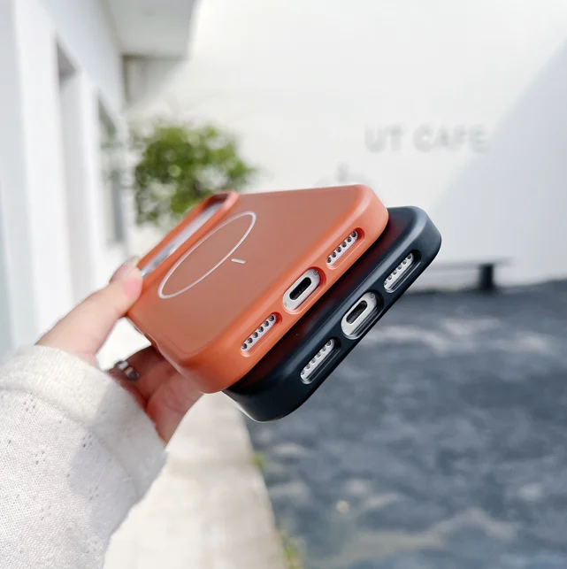 حافظة MagSafe بأزرار ملونة نافذة عدسة كبيرة مقاومة للصدمات متعددة الألوان لسلسلة iPhone13-17 2025 جديد