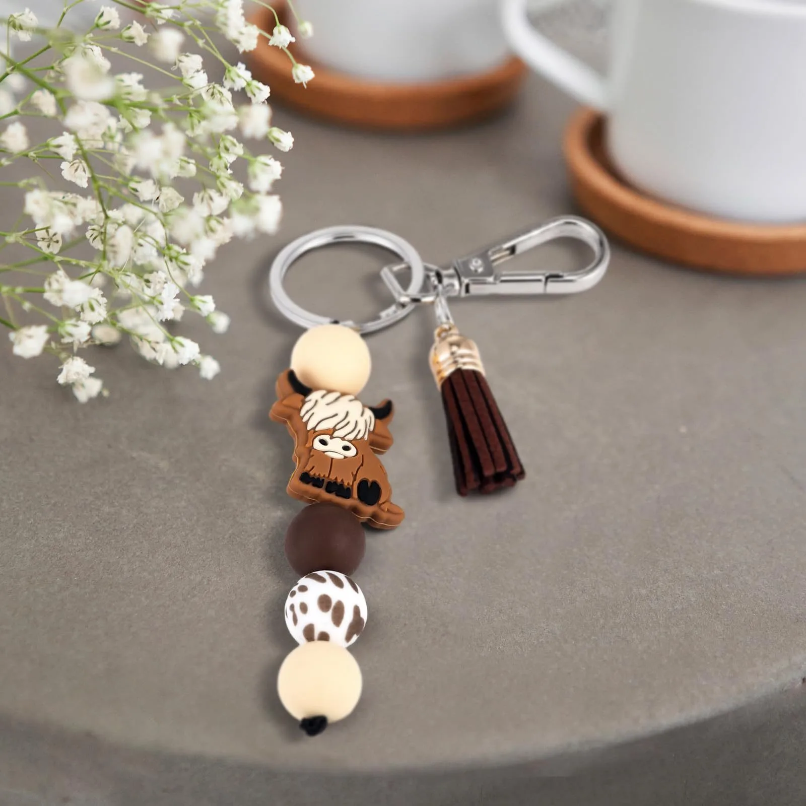 Highland Cow Keychain Silicone Beaded Tassel Pendant Keyrings Holder For Women Backpacks Hanging Decor Cute Accessories Gift