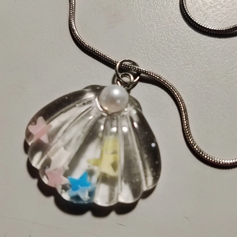 Resin Pendant Necklace Shell Neck Jewelry Perfect Accessories for Any Occasion