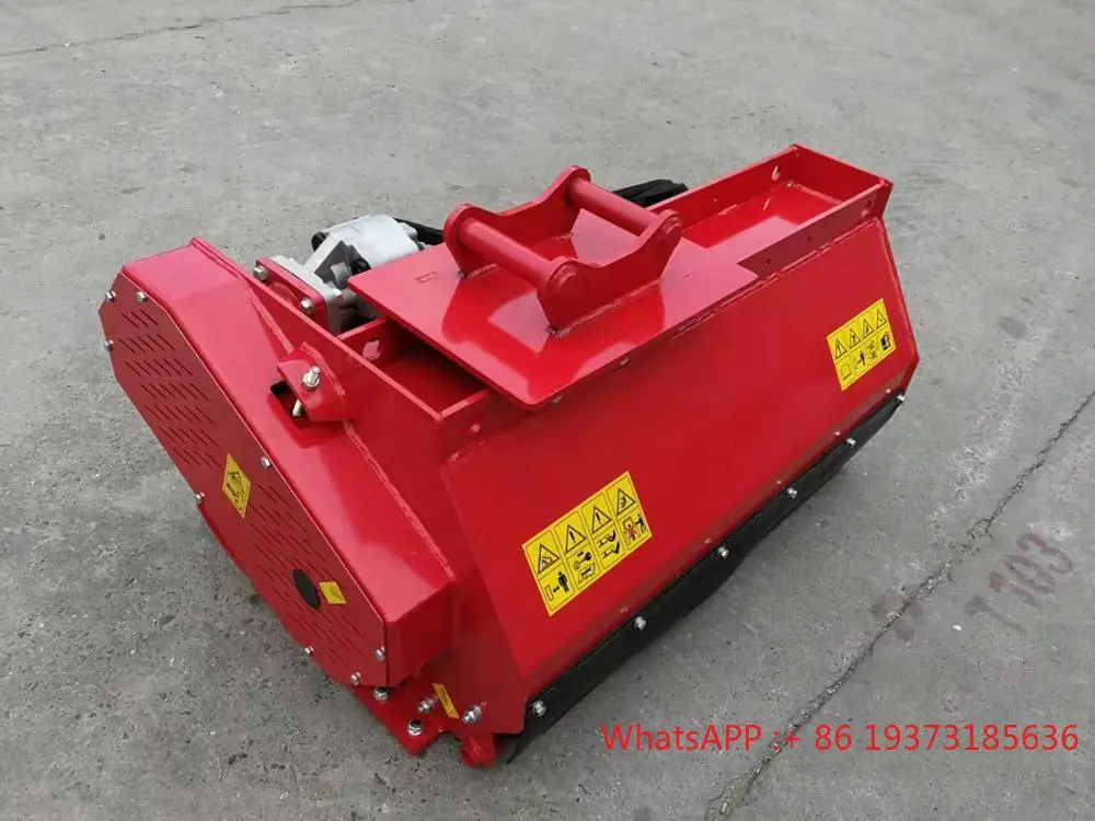 Rasaerba a scaglie per escavatore con CE Rima EM100