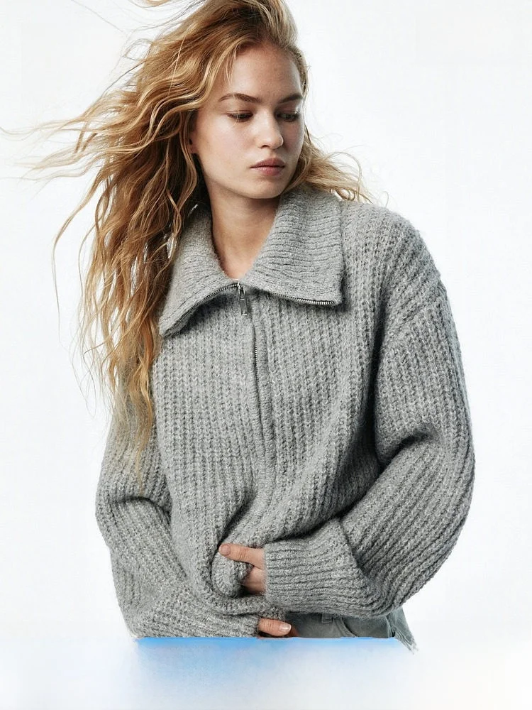 

H&M Women's Knitted Open Cardigan Springtime Casual Luxury Sle Zip Design Outerwear Comfortable Fit oulder Detail Polyest...