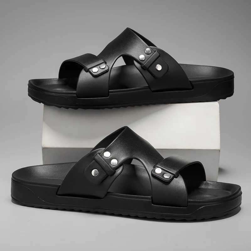 2026 New Men's Slippers Luxury Leather Sandals for Men Outdoor Non Slip Beach Shoes Fashion Soft Sole Flip Flops Men Flat Shoes view 2