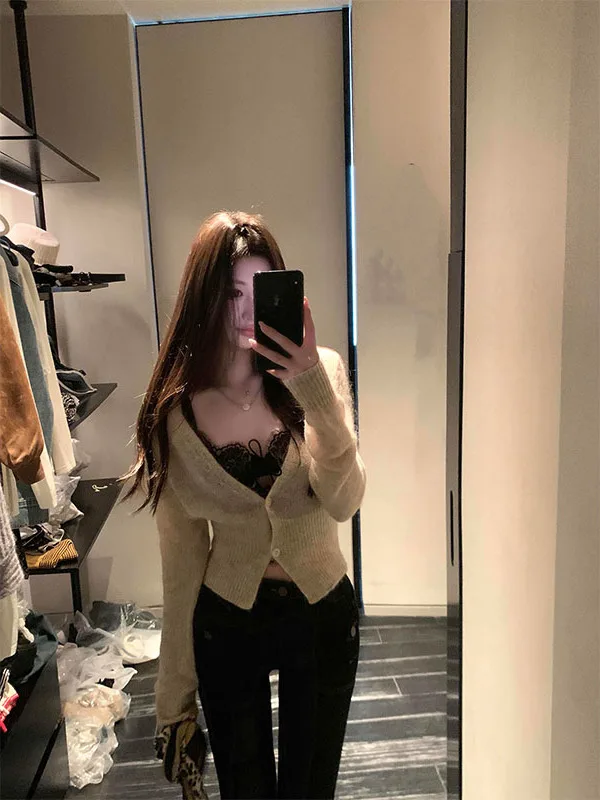 

Slim Fit Long Sleeve V-Neck Knitted Cardigan Women's Early Autumn Fashion High-End Short Top Elegant Style French Style