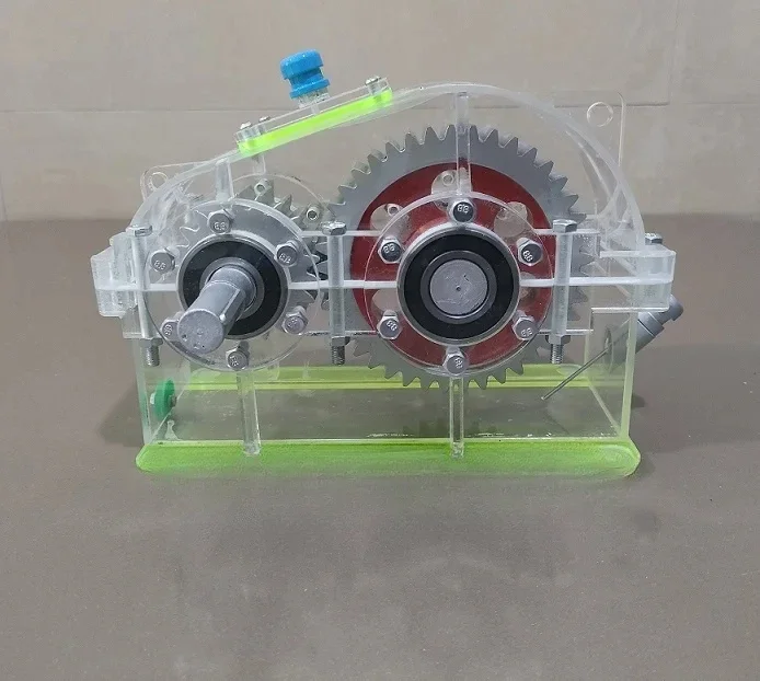 One-stage cylindrical gear reducer model/Disassembly and assembly surveying and mapping teaching Transparent gear reducer/