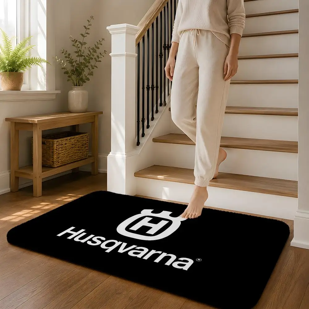 H-Husqvarna Logo Floor Mat Flannel Rug Non Slip Absorbent Soft Washable For Entryway Hallway Bathroom Kitchen Decor view 2