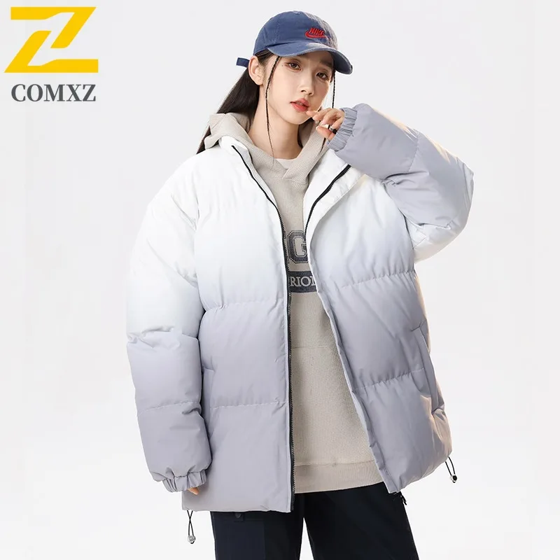 COMXZ 2025 جديد الرجال سترة قطن رياضية غير رسمية الوقوف طوق كتلة اللون شتاء دافئ النمط الأمريكي مكتب معطف مقاوم للماء