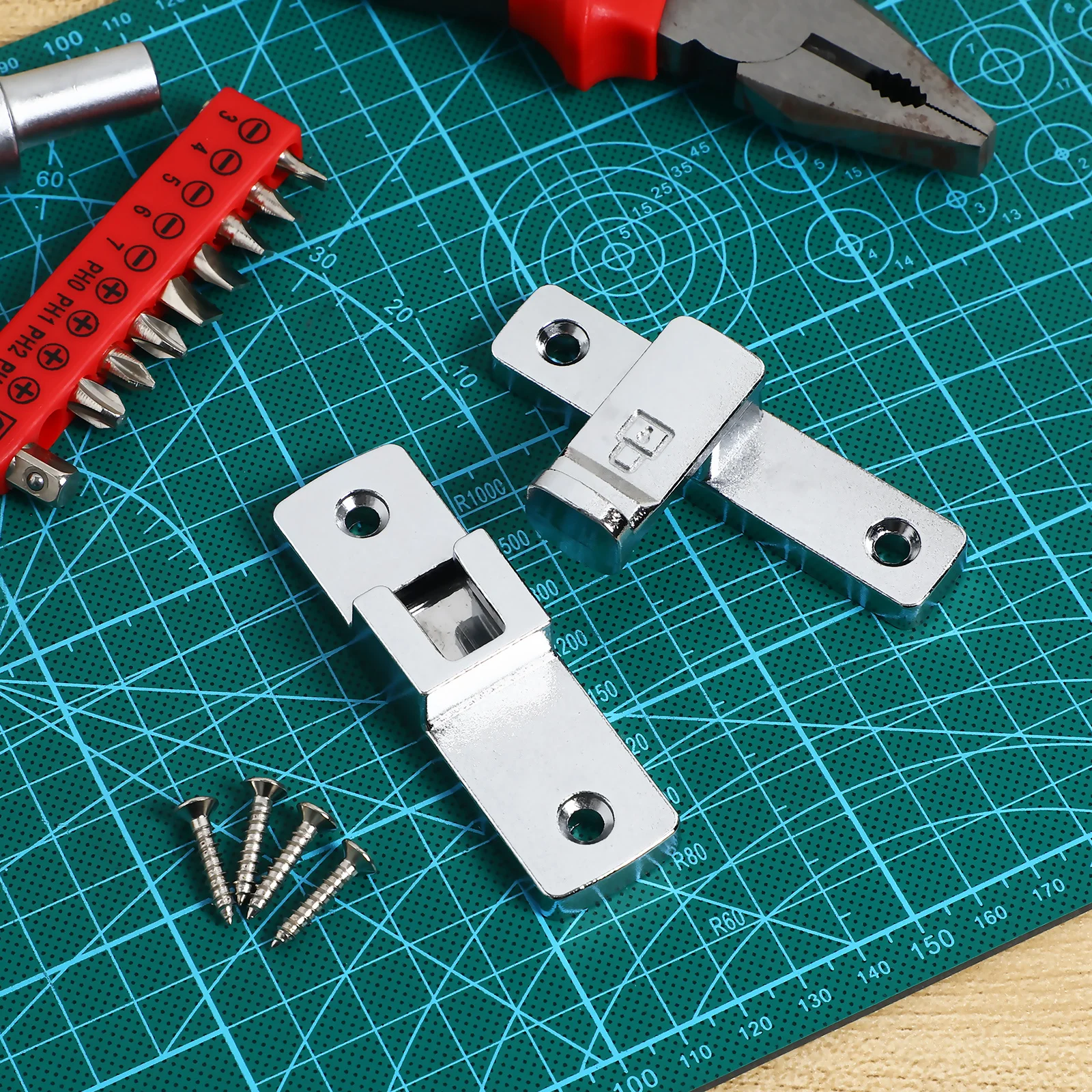 

Flip Gate Lock Zinc Alloy Heavy Duty Door Latch No Screws Installation Smooth Surface Security Fence Flip Latch Metal Gate