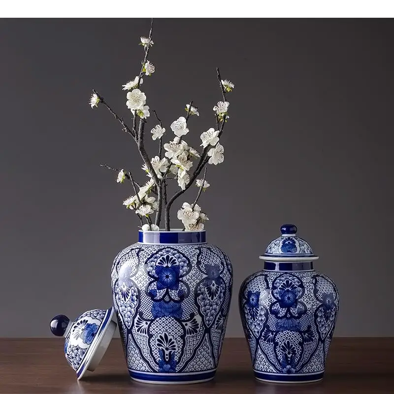 Classic Ceramics Vases Blue and White Porcelain Vase Flowers Insert Desktop Floral Earthenware Home Decoration