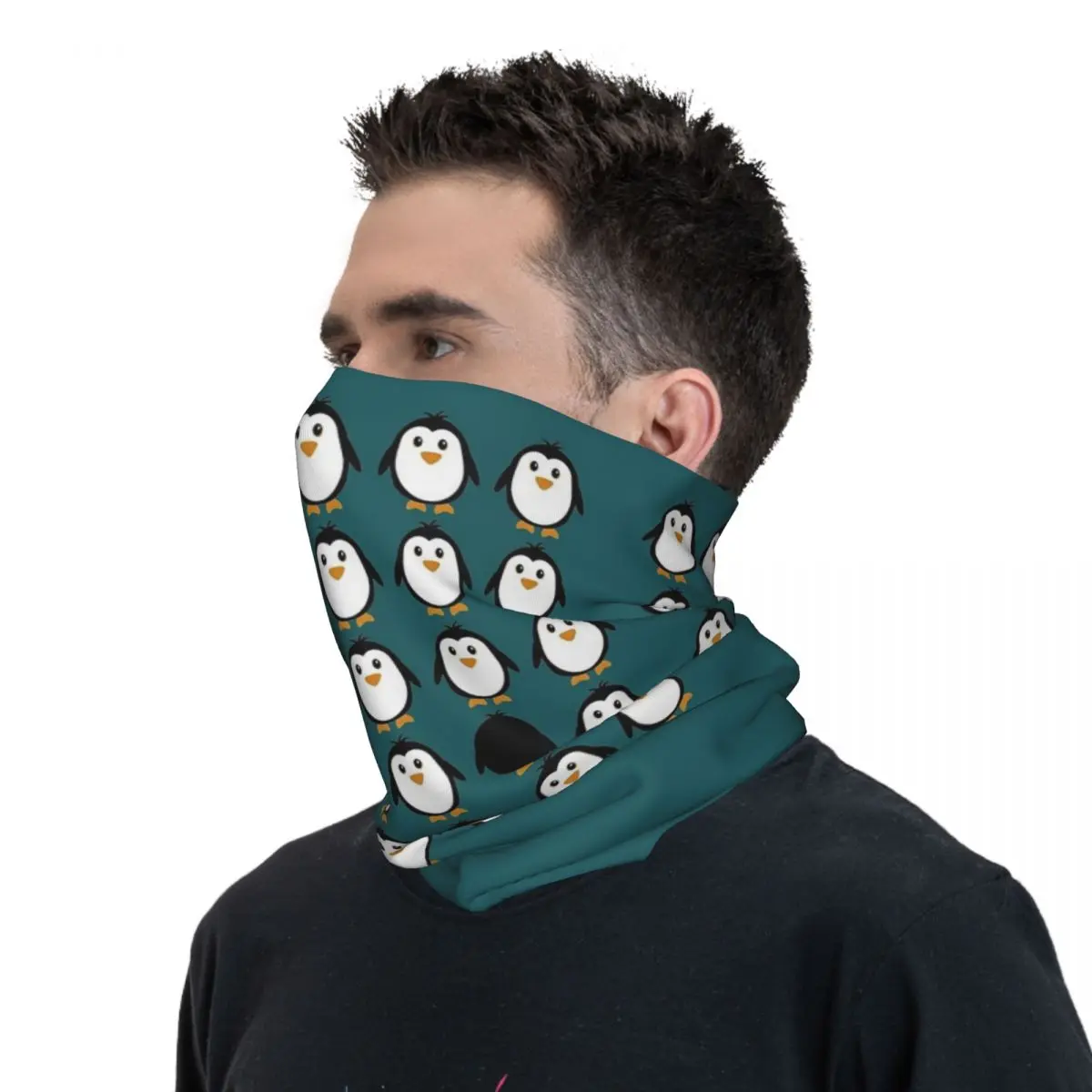 Penguin Colony Bandana Neck Cover sciarpa stampata per il viso maschera multiuso escursionismo pesca Unisex adulto inverno