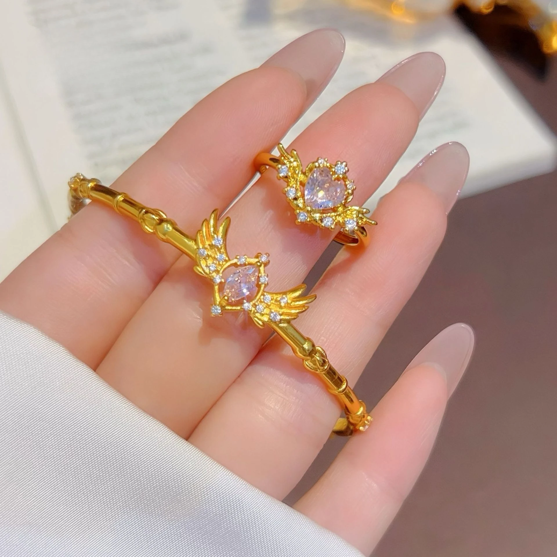 

New Fashion Gold Color Magical Girl Bangles Rings for Women Heart Shaped Pink Diamond Shield Wings Light Luxury Elegant Jewelry