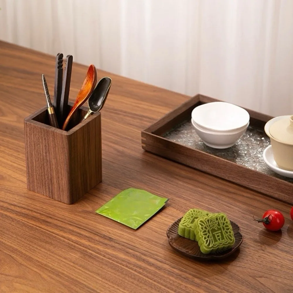 

Beech Walnut Wood Brush Pot Simple Desktop Storage Hickory Wood Pen Holder Multi-Purpose Smooth Makeup Brush Organizer