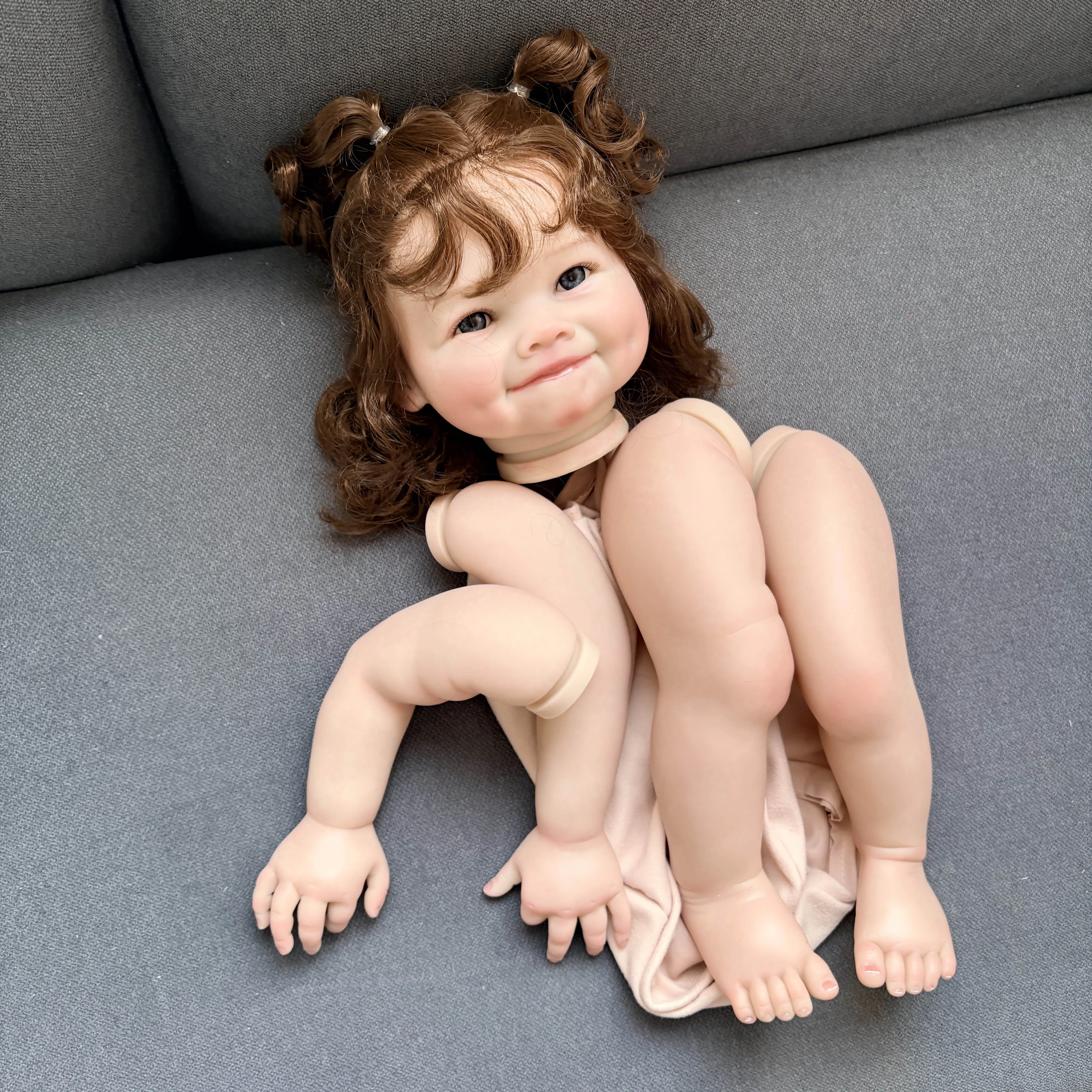 NPK 24''Kit de boneca inacabada feita à mão Bebe Raya peças reborn realistas com cabelo castanho encaracolado