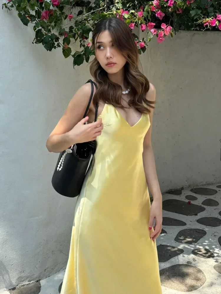 

2025 Elegant Satin Sleeveless Women Maxi Dress Fashion V-neck Backless Slim Yellow Dresses Female Chic Beach Holiday Robes