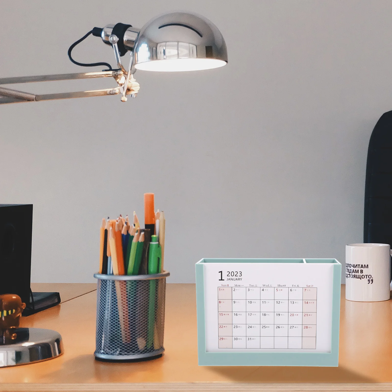 

2023 Desktop Calendar Pen Holder Storage Case Schedule Planner Pencil Container Office Home Decor Practical Daily