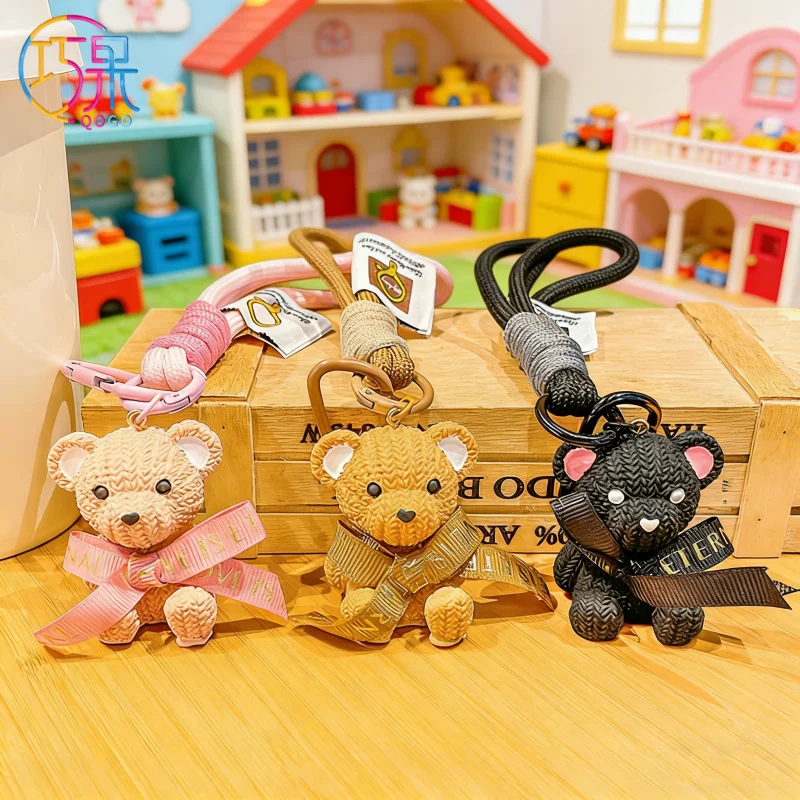 Creative cute cartoon resin sitting bear doll keychain exquisite fashion bag pendant gift for friends