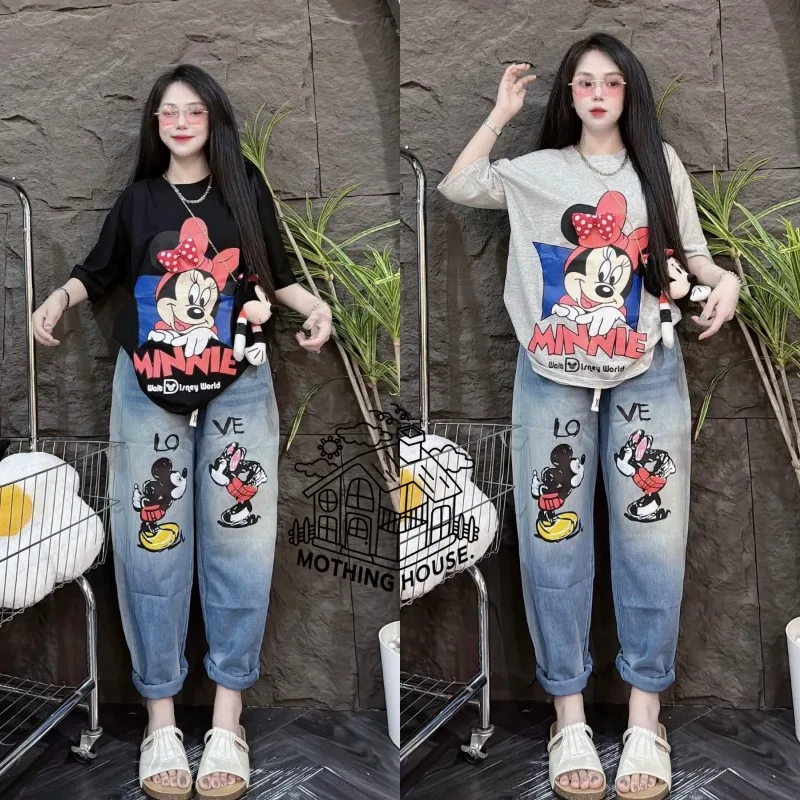 

Женский летний новый модный комплект из 2 предметов — повседневный повседневный повседневный наряд с короткими рукавами и молочными шелковыми широкими брюками с принтом Минни