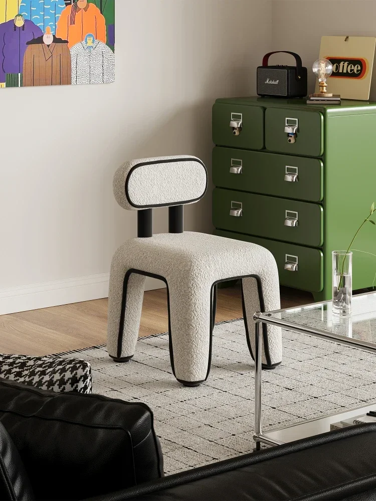 Sedia con schienale linea Manga creativa, sgabello da toeletta stile crema cartone animato, sgabello per trucco per camera da letto