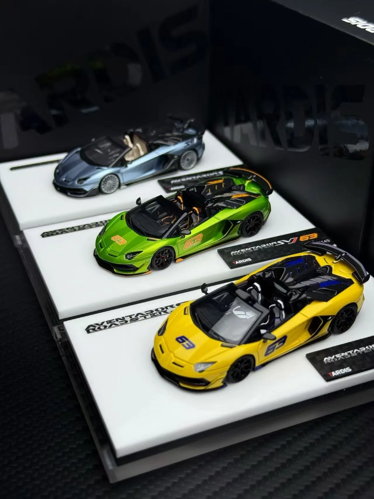 

Коллекционная пластиковая модель TARDIS 1/64 SVJ63 Convertible Limited Edition в подарок