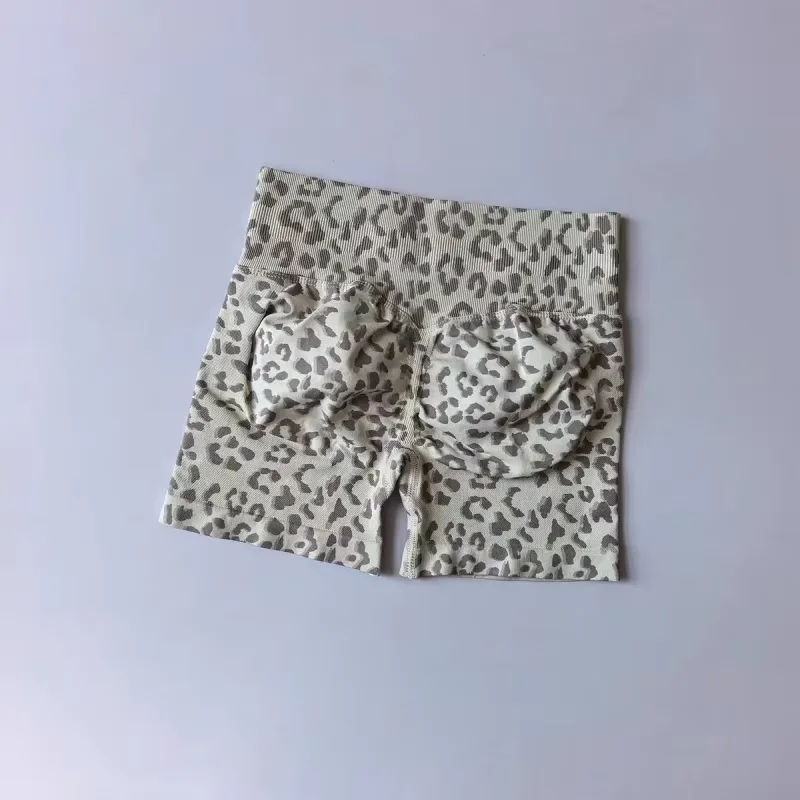 Sexy Yoga-Shorts mit Leopardenmuster, nahtlos, hohe Taille, Po-Lifting-Effekt, Bauchkontrolle, 4-Wege-Stretch, atmungsaktiv, Trainings- und Radhose – Detail 5