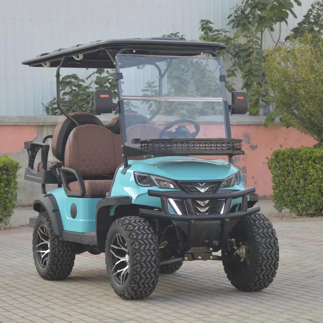 Long Range Off-Road Electric Golf Cart 4 Seater 60V Lithium Battery Utility Vehicle for Golf Course Resort Use