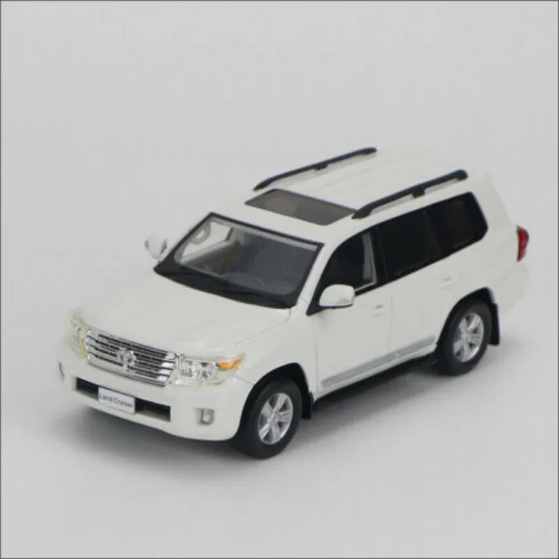 White 1/43 TOYOTA V8 LAND CRUISER 200 SERIES WAGON CAR RESIN MODEL FOR DISPLAY
