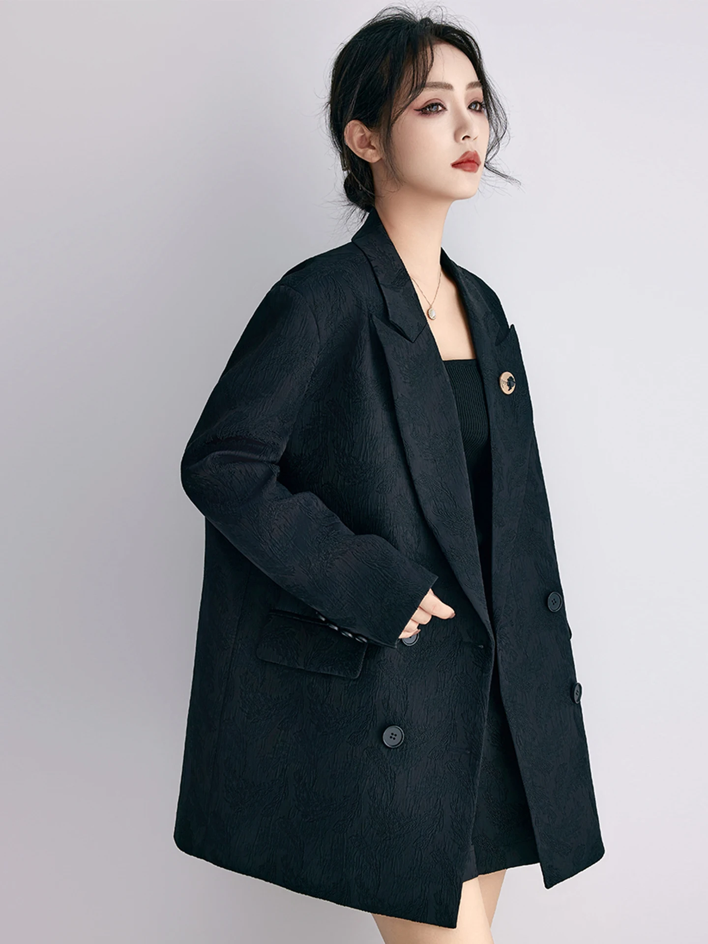 

Elegant Black Embroidered Women's Suit Jacket Loose Slimming Silhouette Simple Autumn New Style Original Western Wear
