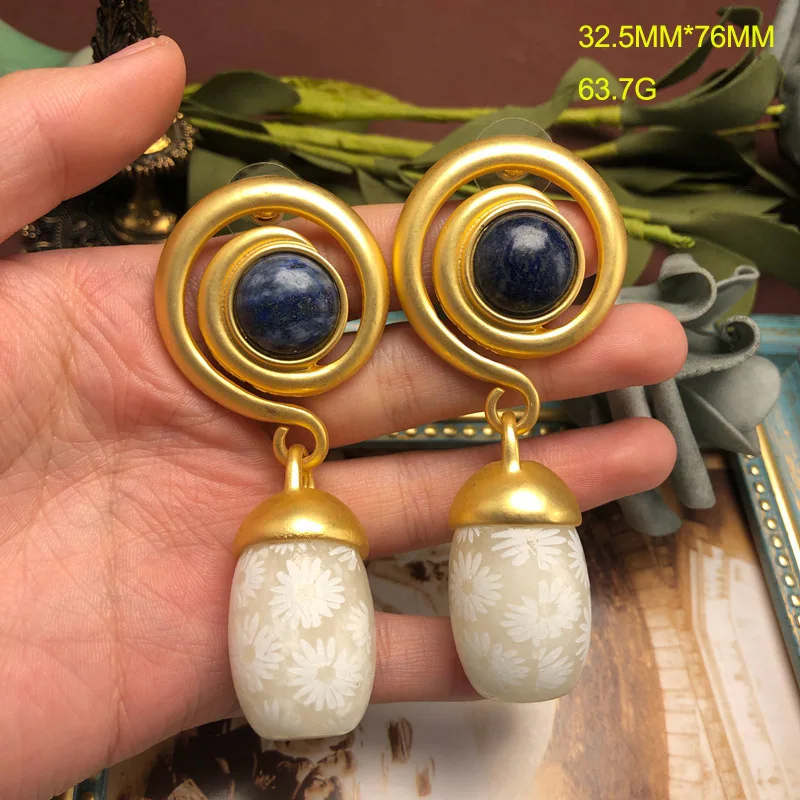 

New Designer Retro Gold-plated Gemstone Pendant Women's Earrings Fashion High-quality Palace Style Natural Stone Earrings Women