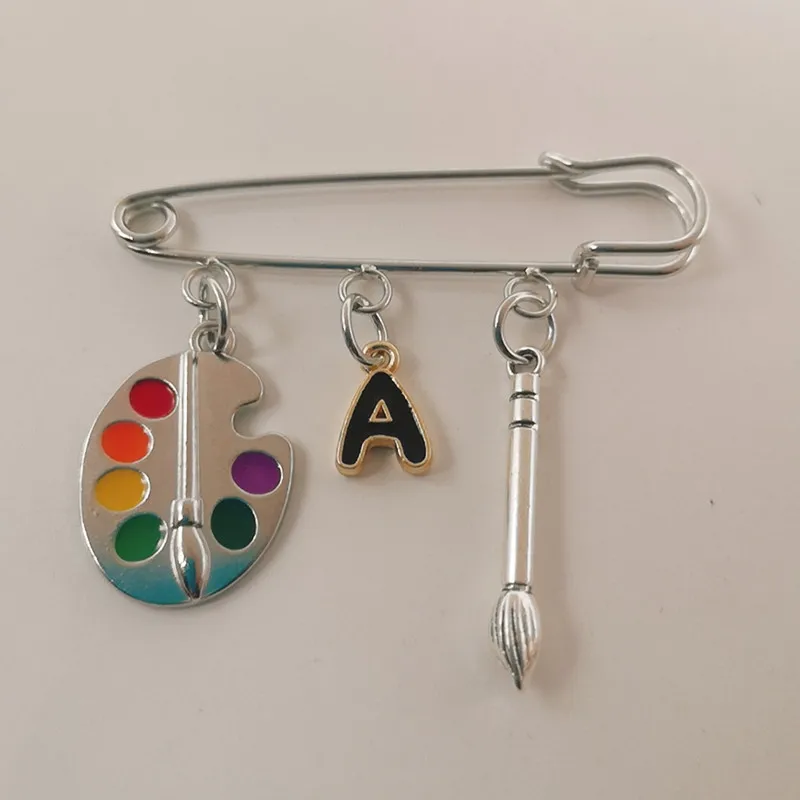 New Painter Tools-palette and Brush brooch Personality letterA-Z Pendant brooch DIY Suitable for brooch