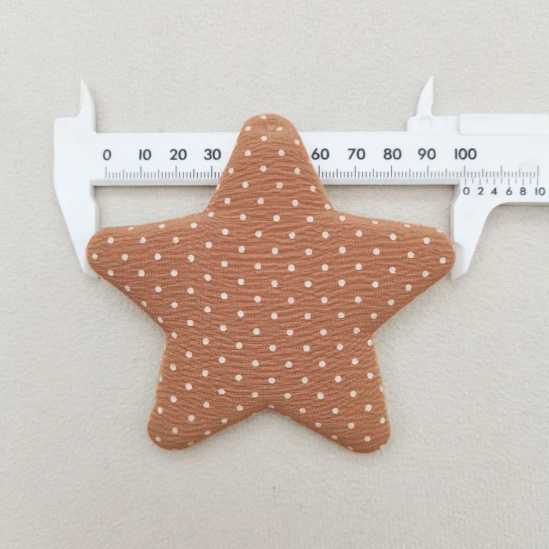 10Pcs 10cm Polka Dot Fabric Star Shape with Pre-Punched Hole, DIY Sewing Applique Accessories for Hats Clothing Bags Ornament Cr