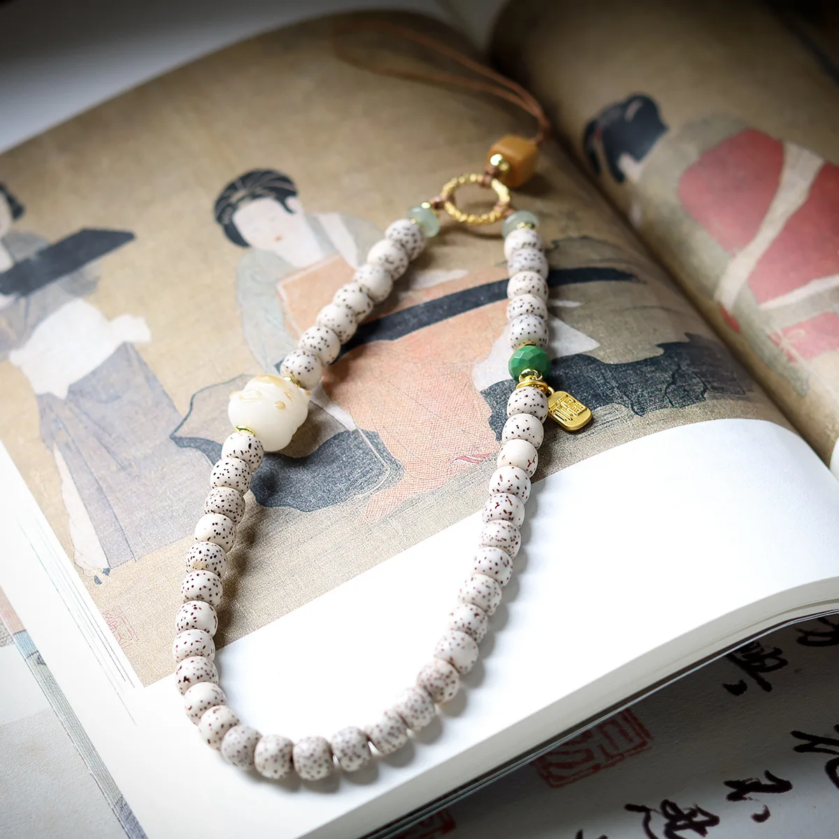 Hand Woven Moon Star Bodhi Phone Chain Buddhist Style Anti Loss Wrist Strap Short Chinese Style Hanging Ornament Gifts