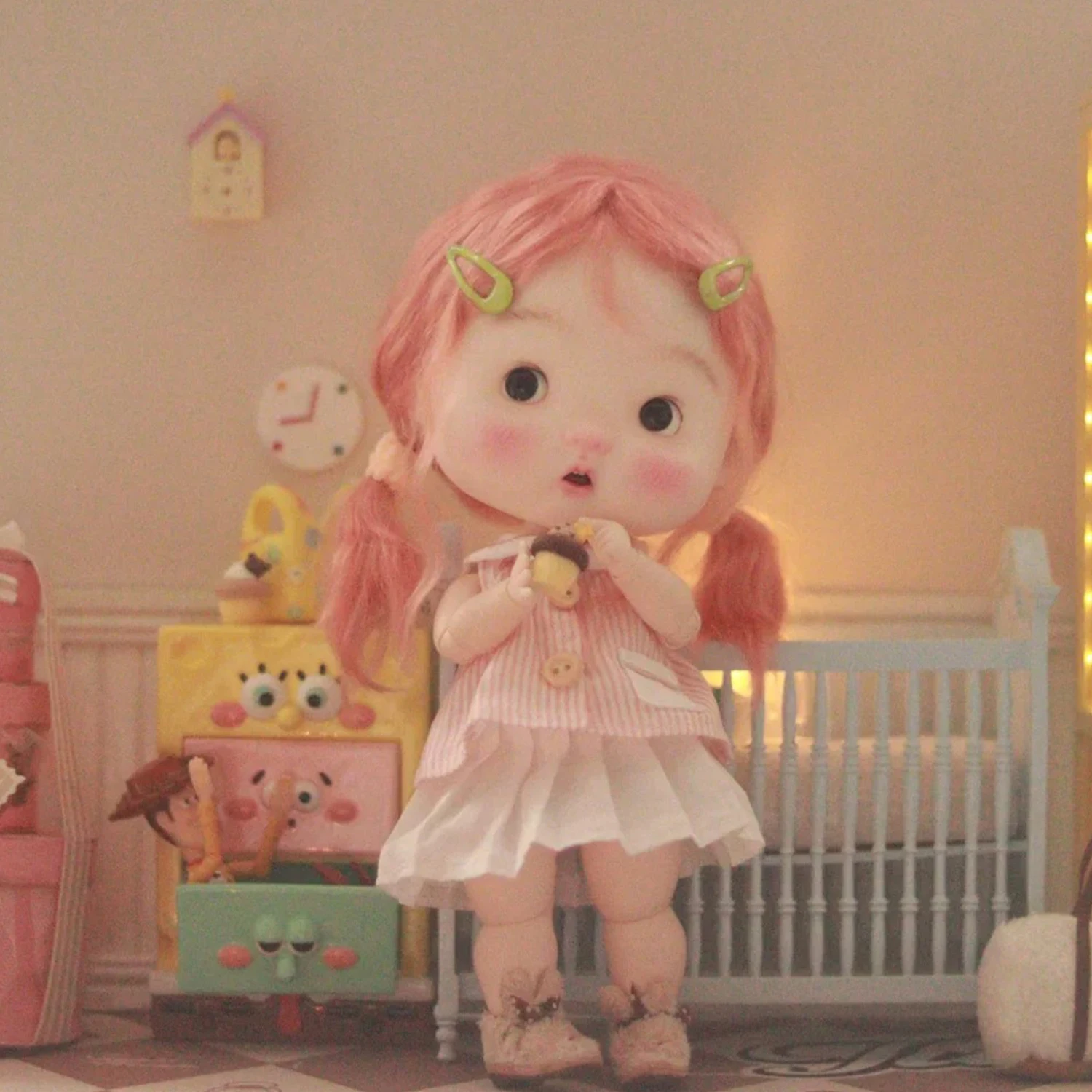 الطلب المسبق Kawaii Ponyo أنيمي 1/8 BJD دمية السمين الوجه Dopey لطيف التعبير كبير رئيس نحت الراتنج الفن الشكل غير ملابس