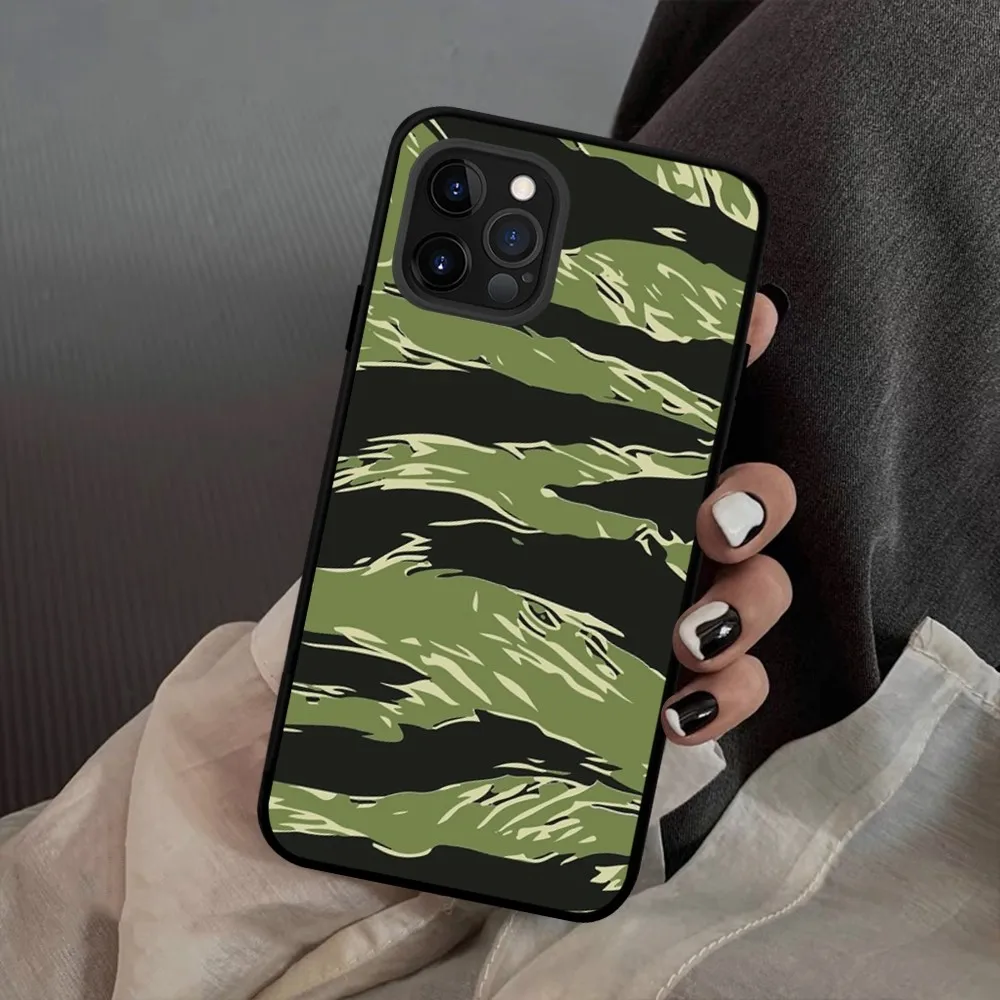 Camouflage Camo Military Army Phone Case Silicone Soft For 15 iphone 14 13 12 11 Pro Mini XS MAX 8 7 6 Plus X 2020 XR Shell