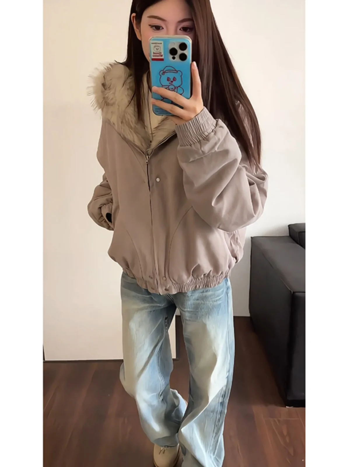 

Утепленная мужская куртка в американском стиле из хлопка с меховым воротником, с капюшоном, короткая, зимняя, повседневная, однотонная, на молнии