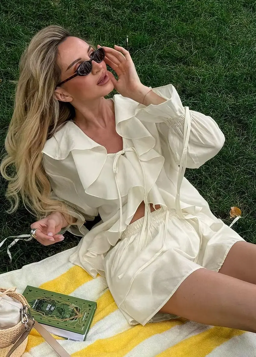 

Ladies Casual Flare Sleeve Shirt Shorts Set Solid Color Chiffon Lace Up Beachwear for Spring Summer Vacation