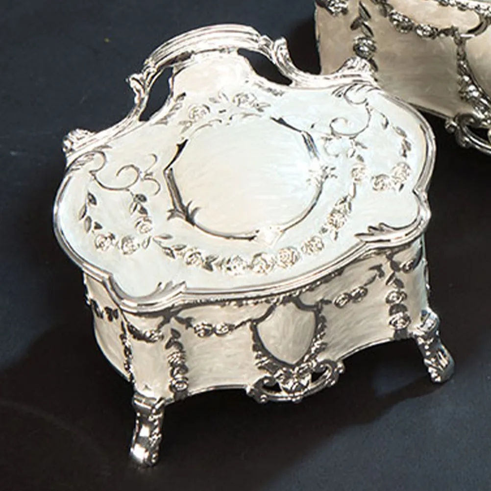 

Vintage Footed Jewelry Box Silver Tone Metal Jewelry Storage Case for Rings Bracelets Earrings Decorative Gift Organizer