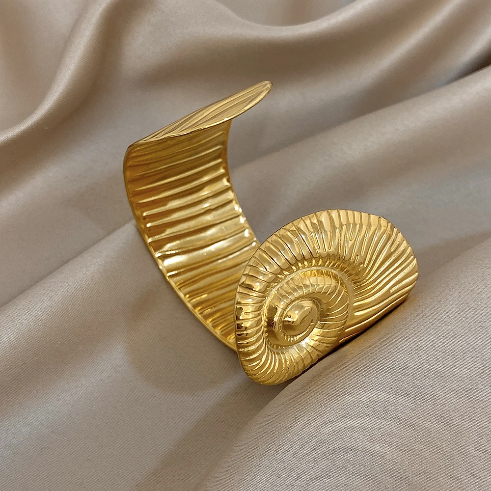 

Freetry Exaggerated Conch Stainless Steel Wide Bracelet Women Irregular Chunky Gold Color Open Bangle Bracelet Party Jewelry