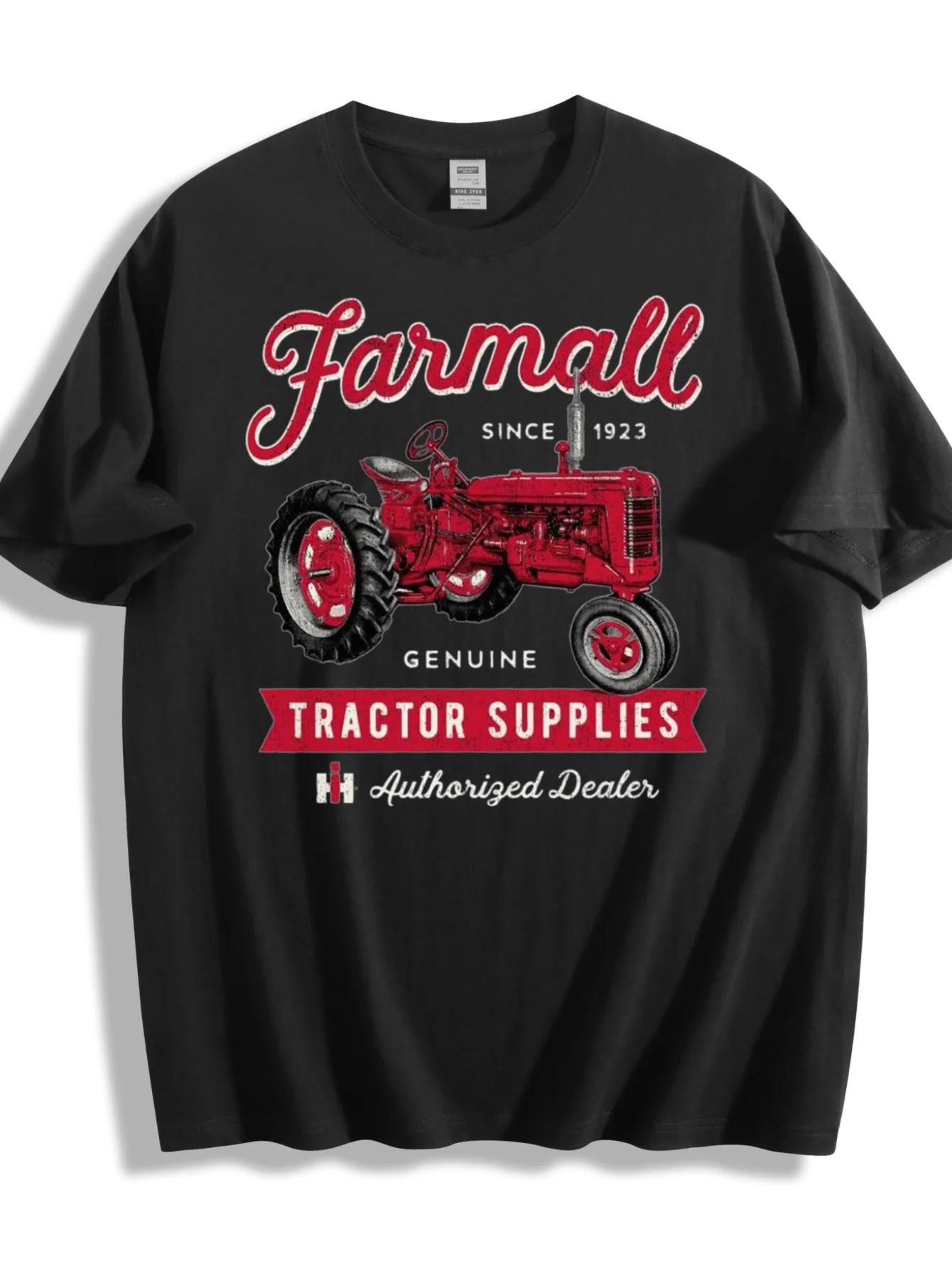 

"Farmland Tractor Supplies" Text Vintage Farm Tractor T-Shirt 100% Cotton O-Neck Short Sleeve Summer Casual Mens T-shirt