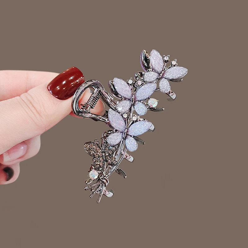 Feenhafte Strass-Schmetterlings-Haarspange, hochwertige Damen-Haarspange für den Hinterkopf, halbgebundener Haargriff, mittelgroßer Haarschmuck im koreanischen Stil – Detail 3