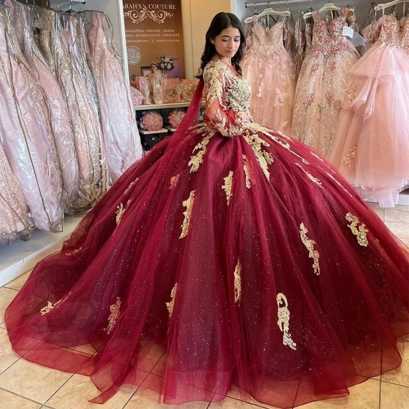 ANGELSBRIDEP-Vestido Quinceanera Borgonha com Capa, Apliques de Renda Dourada, Vestido Princesa de Aniversário Formal, 15 Anos