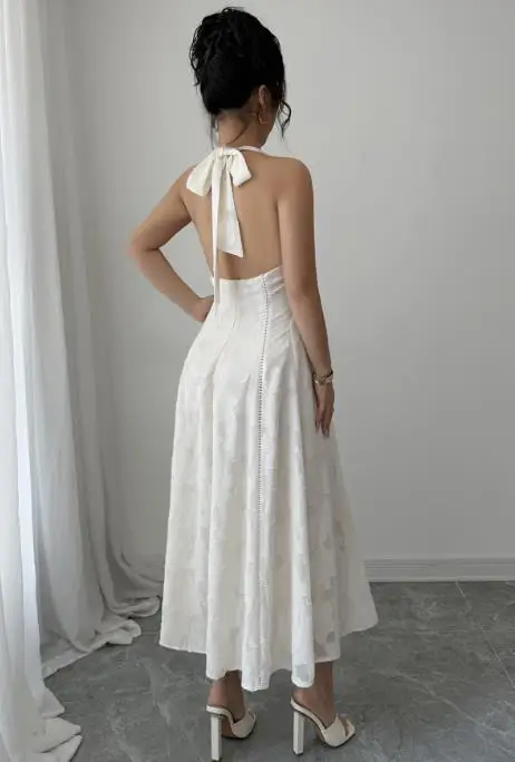 

Summer Women's Elegant and Simple Hanging Collar Strapless Long Skirt with Square Collar and Waist Cinching Hanging Neck Dress