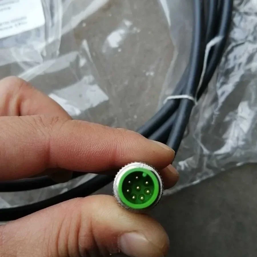 

Connector M12 Plug 7000-17001-7220300 Core Male 3 Meters Long