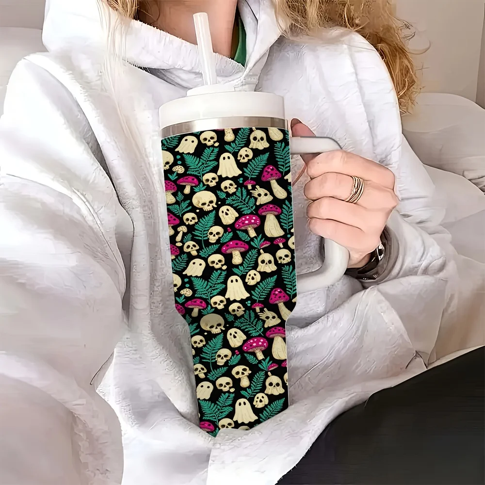 1ps Halloween and Christmas 40oz Stainless Steel Insulated Tumbler with Handle and Straw Lid, Cute Spooky Mushroom Skull Pattern Reusable Water Bottle for Travel Car Office Camping Home Daily Drinking